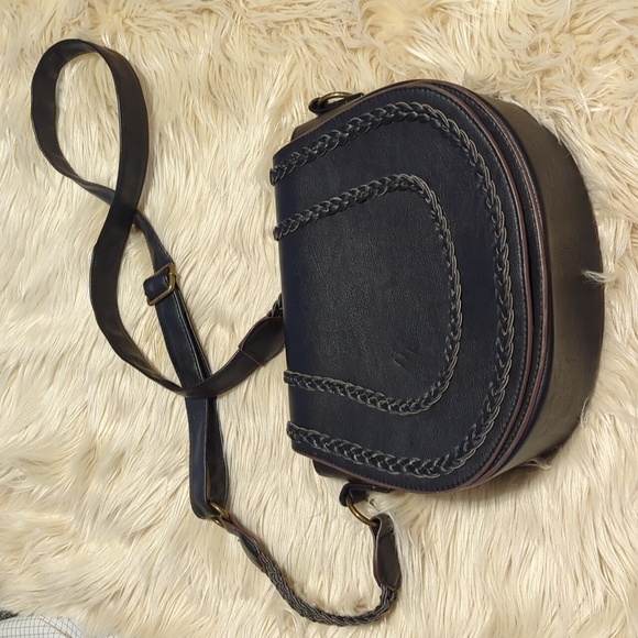 T-Shirt & Jeans Handbags - Black crossbody bag